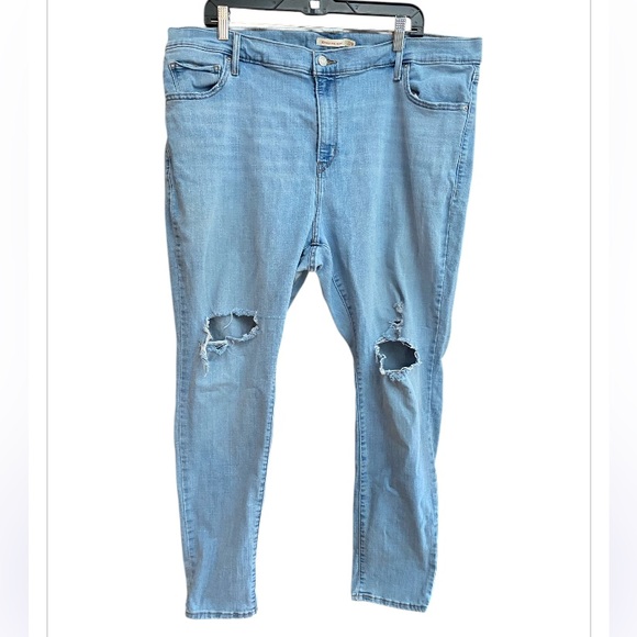 Levi's Denim - Levi’s 721 high-rise skinny distressed jeans. Size 22W ￼